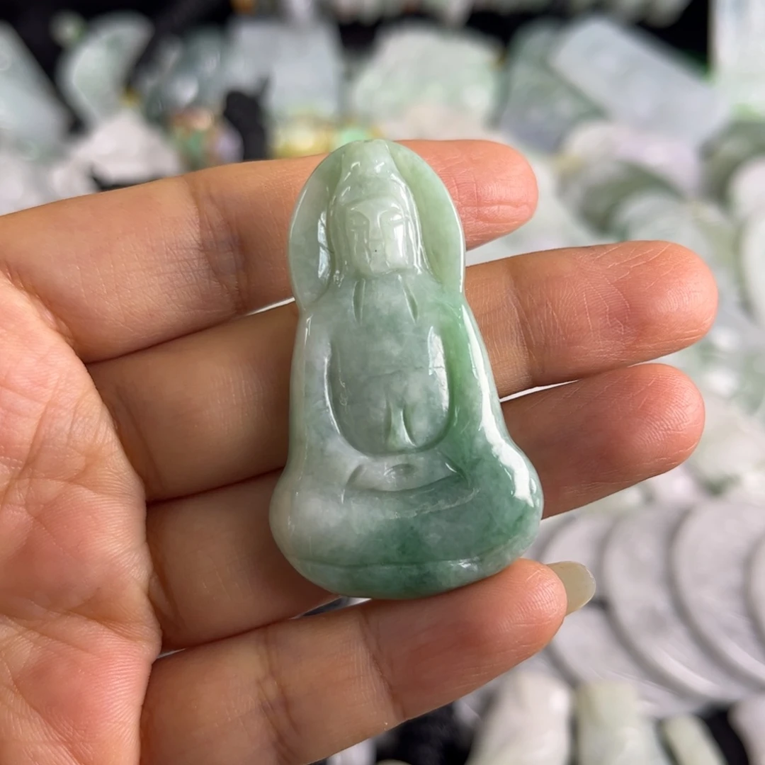 翡翠未镶嵌吊坠(不含链)瑕疵