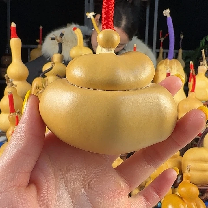 承****大叶紫檀（黑酸枝木类）