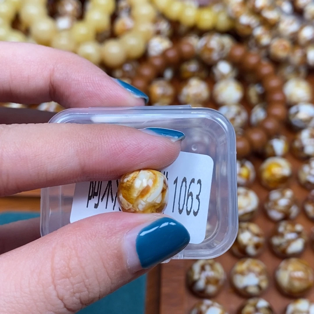 把件猴头核桃沁色圆珠老型1063