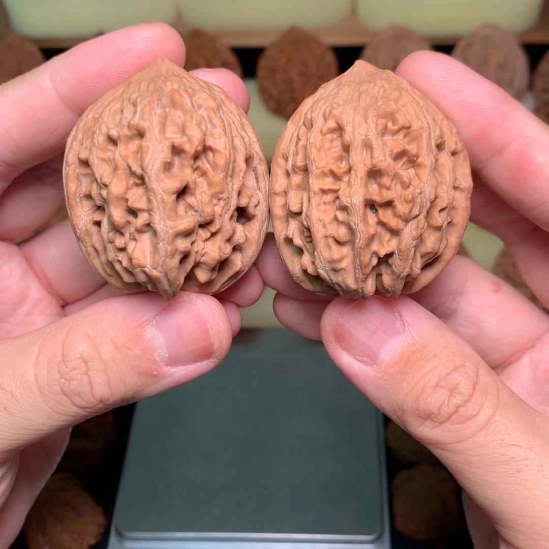 文玩核桃吊坠41大沽石全品59克