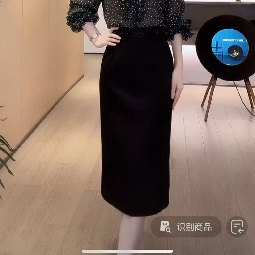 【深圳米熙儿】新款显瘦腰边重工钉珠拼接下摆开叉高腰半裙K031