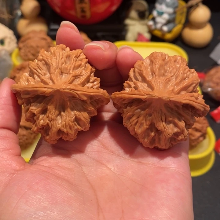 文玩核桃49尺帝王狮子头