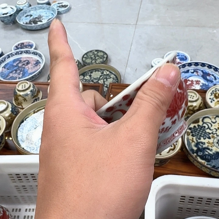 瓷片釉里红鱼藻大压手杯微瑕