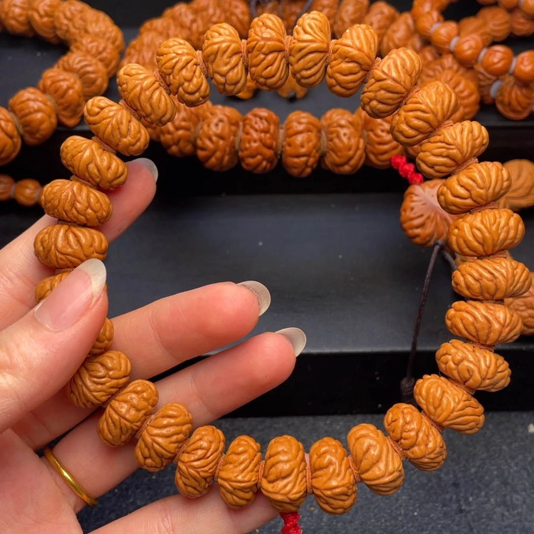 桃核吊坠柳叶龙17。