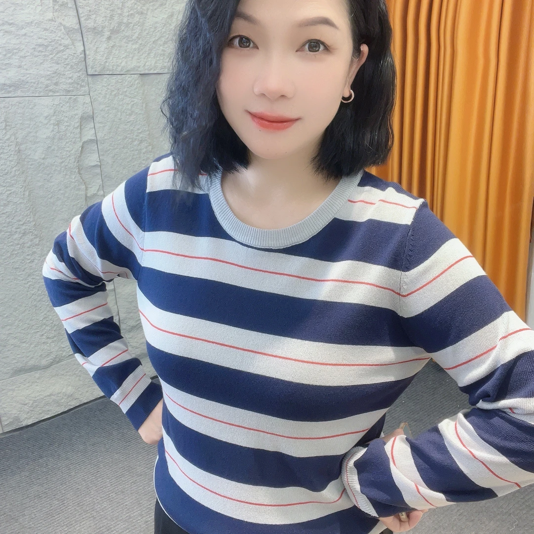 5517秋上新~拼色条纹长袖宽松休闲版型秋冬圆领百搭时尚长袖上衣
