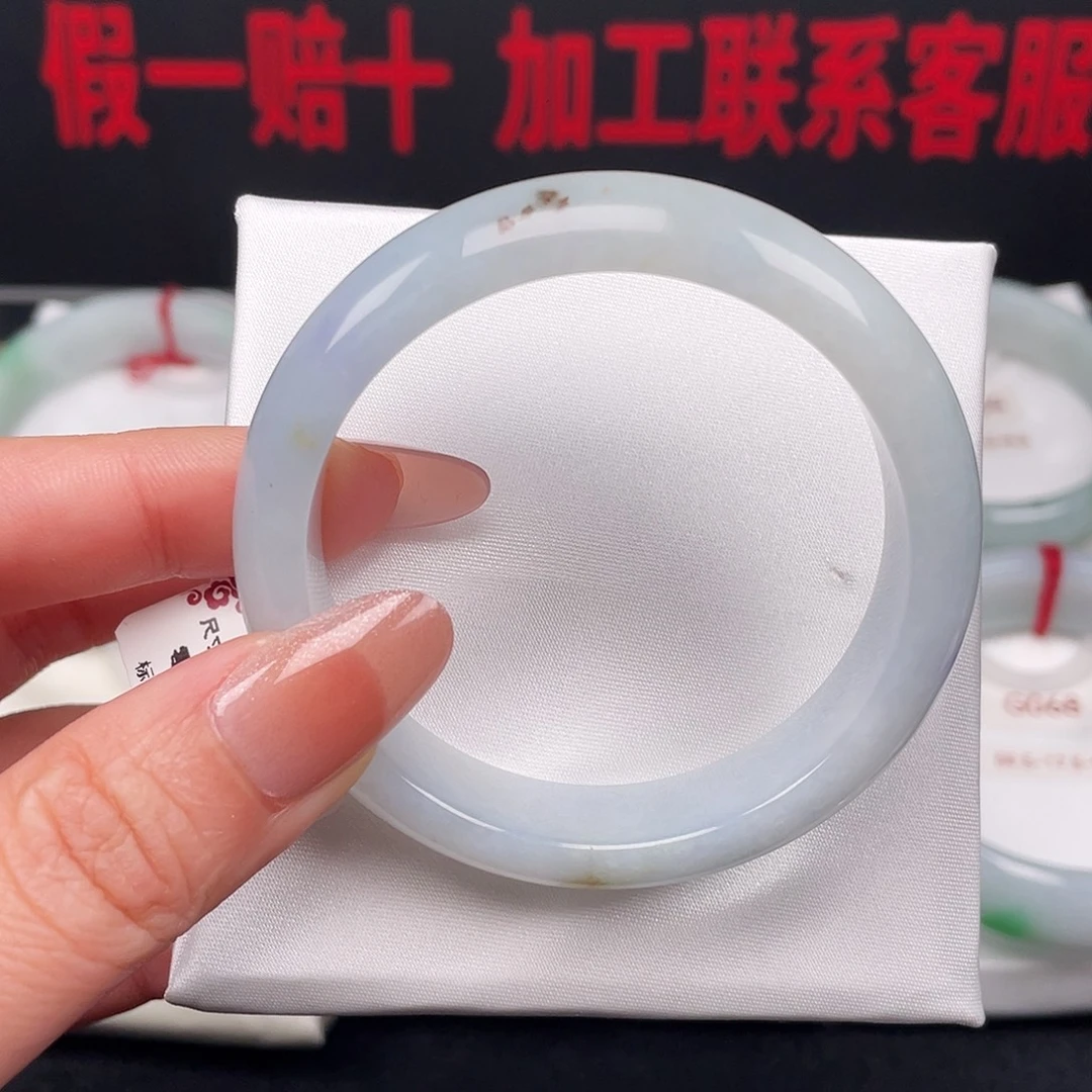 翡翠未镶嵌手镯088