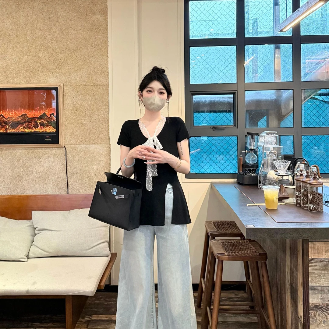 大静推荐【蕾丝琦梦】法式V领绑带蕾丝拼接针织衫开叉设计感上衣