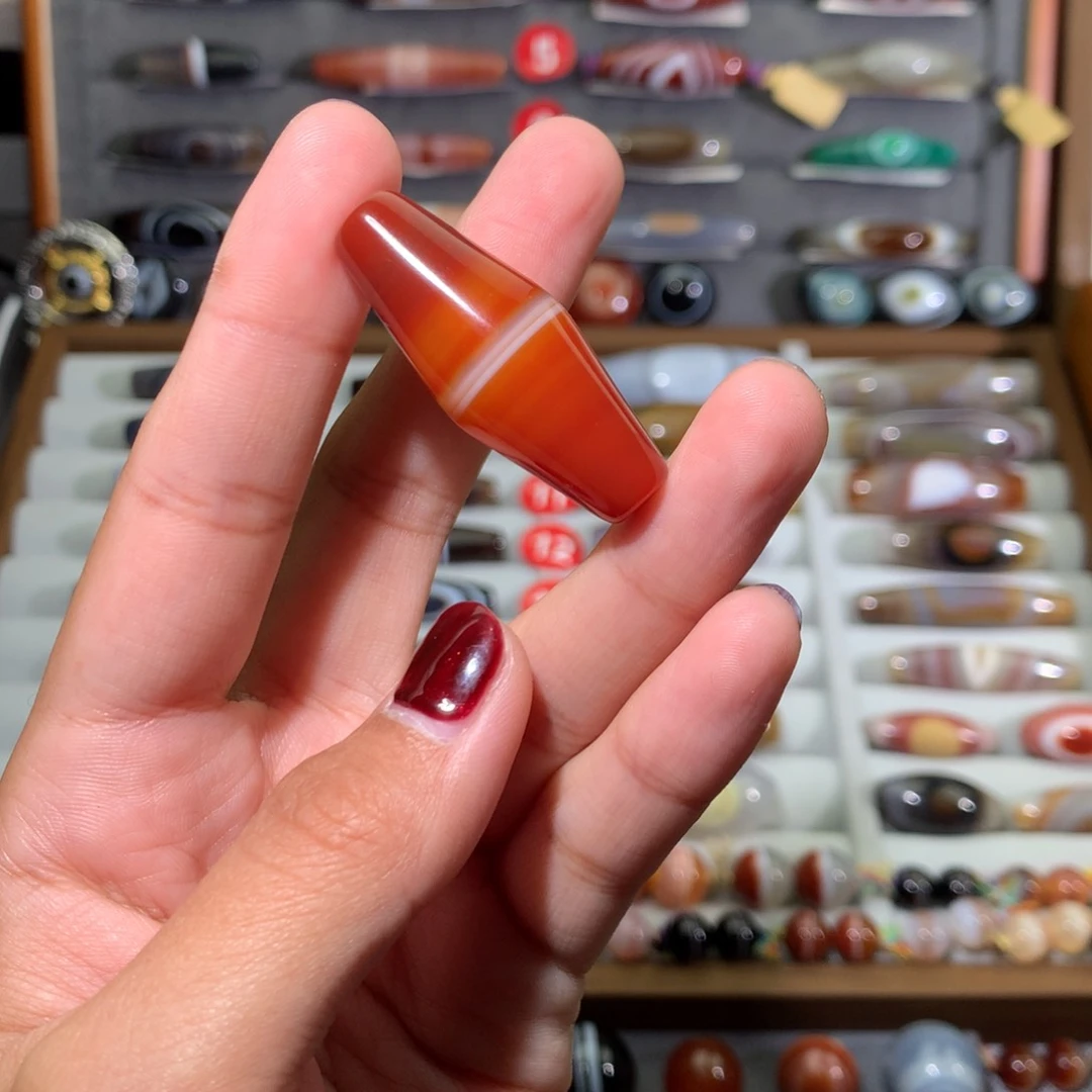 玛瑙/玉髓颈饰未镶嵌冰*