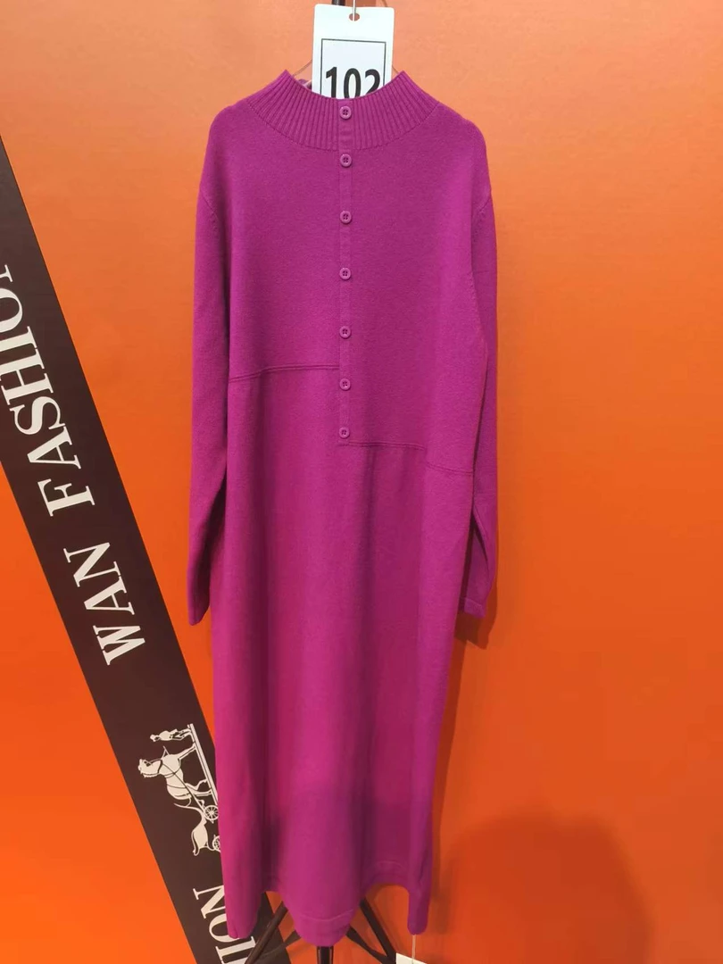 （103.）湾湾奢品贵妇既视感显廋保暖时尚百搭连衣裙