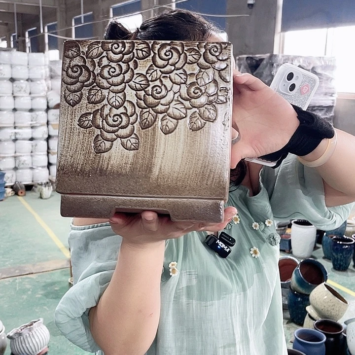 20/20红陶作品一个