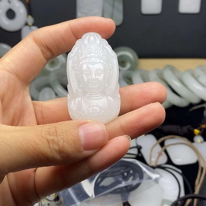 石英质玉颈饰未镶嵌