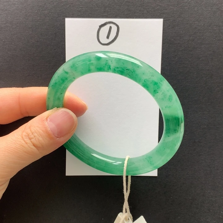 石英质玉（非洲翠）未镶嵌手镯