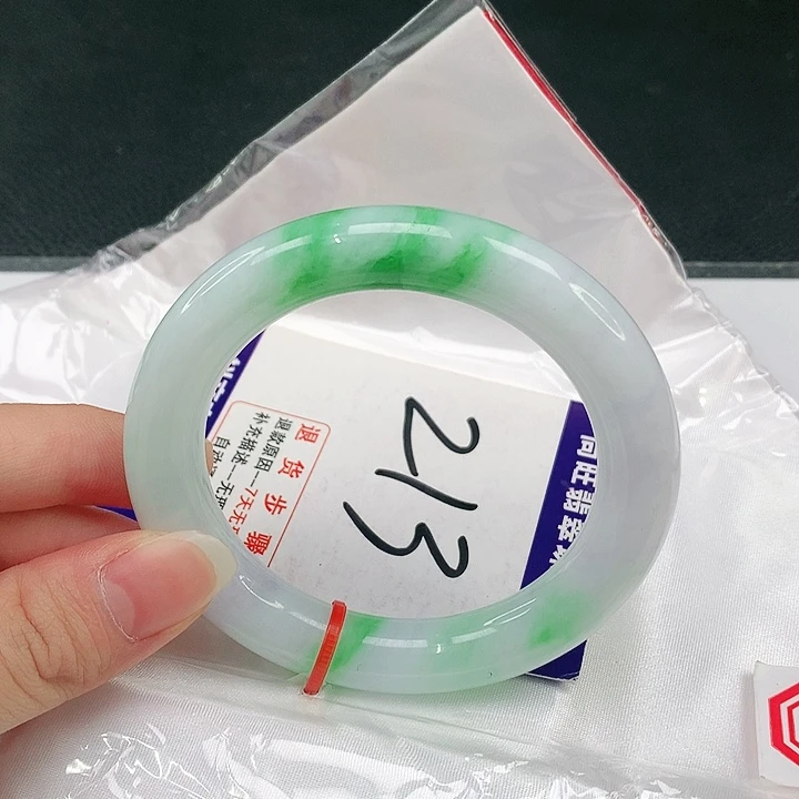 未镶嵌手镯翡翠翡翠手镯
