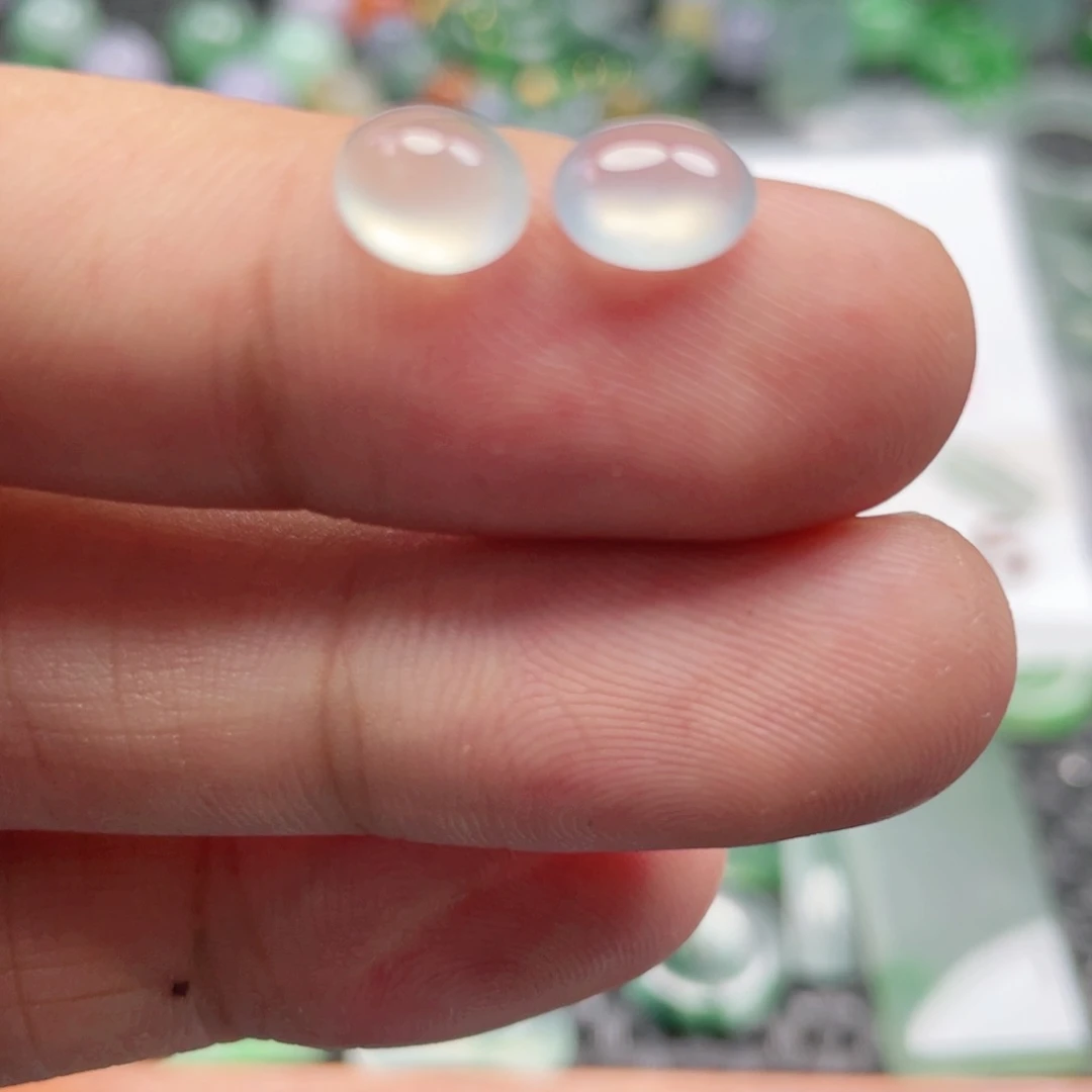 Y***️翡翠未镶嵌颈饰翡翠