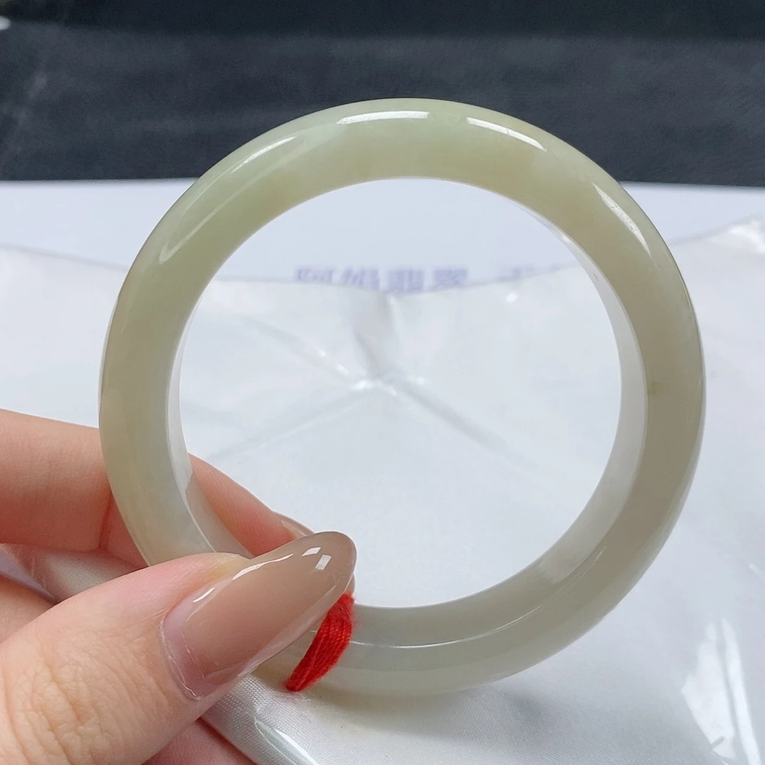 【闪购商品】翡翠手镯未镶嵌332号