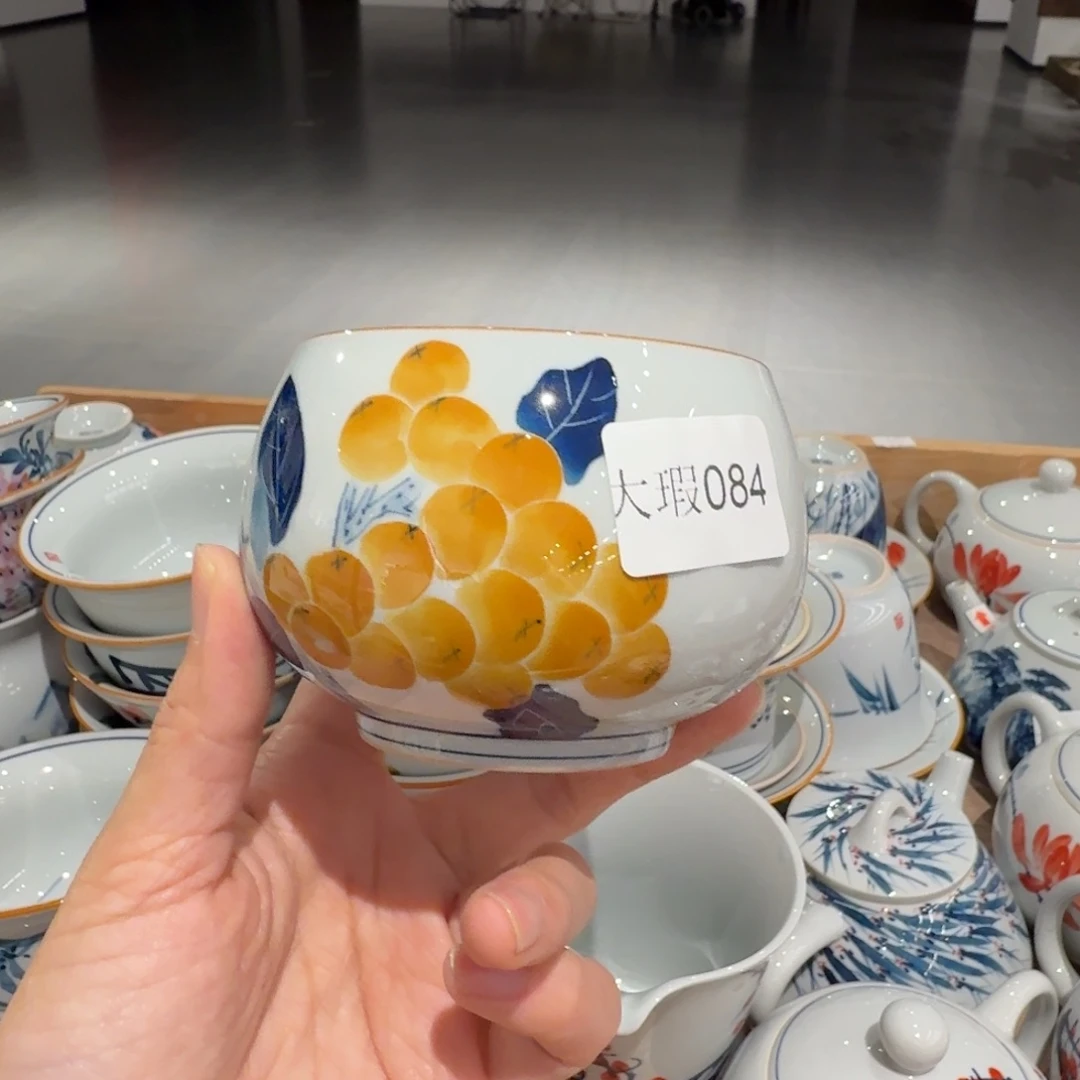 釉下手绘茶具微瑕