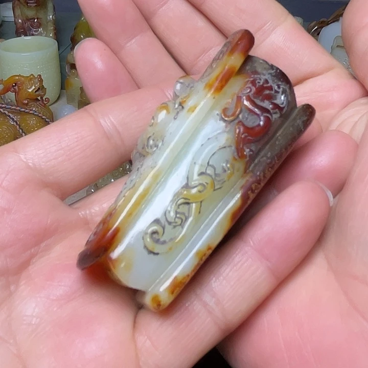 手***7和田玉未镶嵌挂件