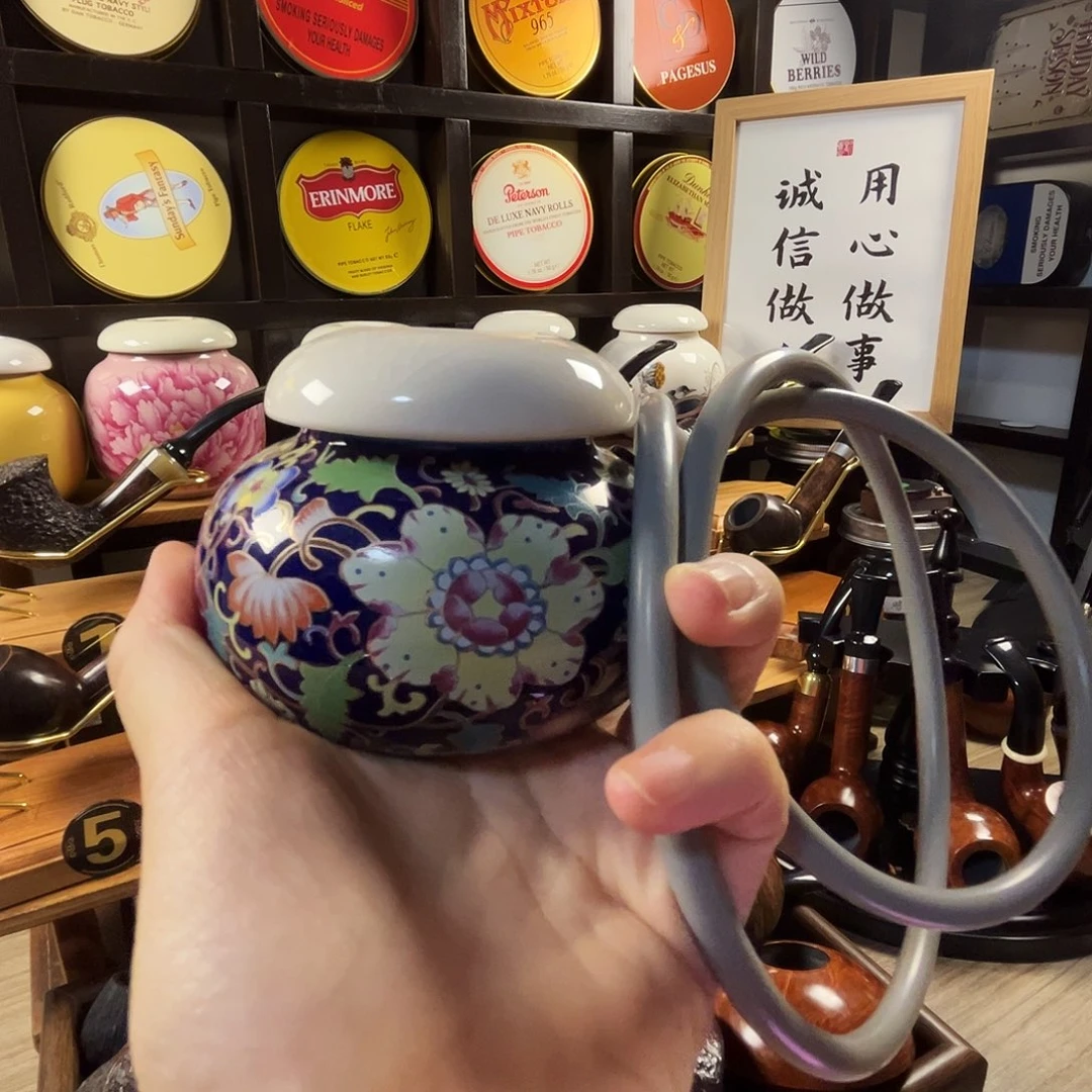 宫廷珐琅彩烟斗哈