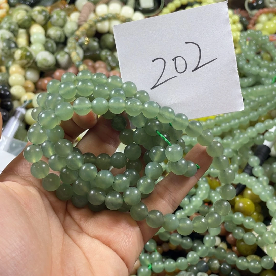 小***跑蛇纹石玉未镶嵌手链