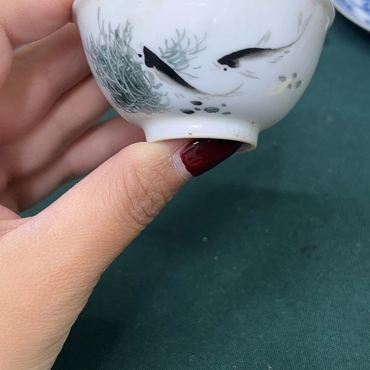 车***慢瓷片精美的陶瓷摆件……