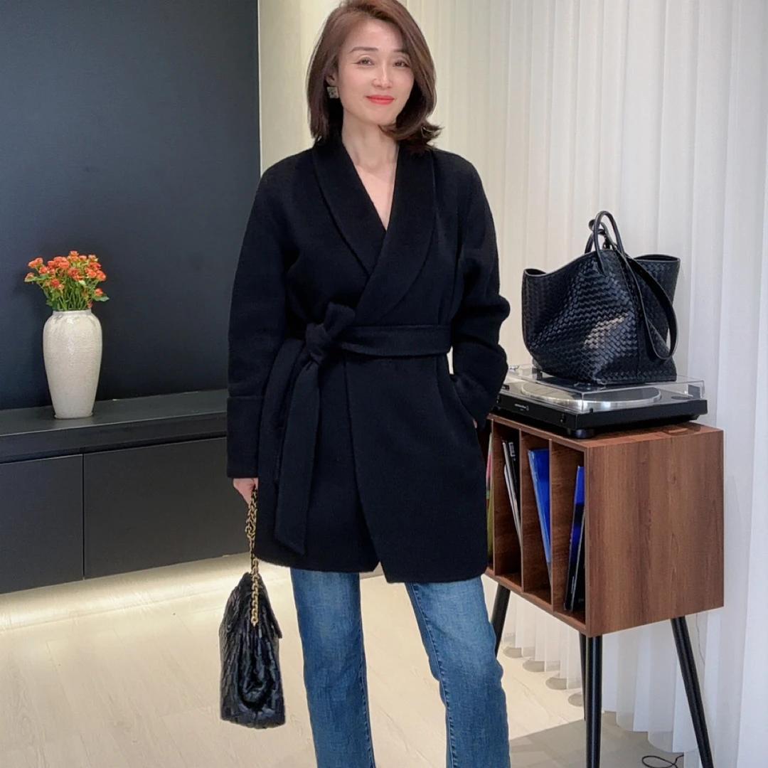 余姐时尚气质显瘦翻领短款羊毛羊绒大衣