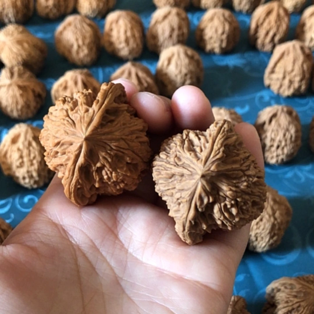 【闪购商品】文玩核桃把件?****?一代南疆石