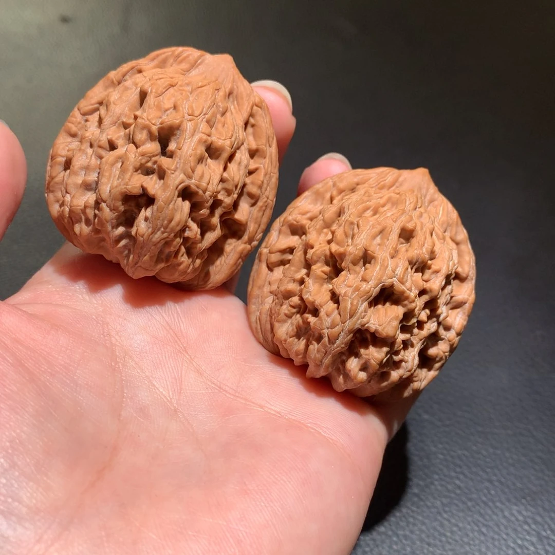 文玩核桃吊坠43.5虎头058