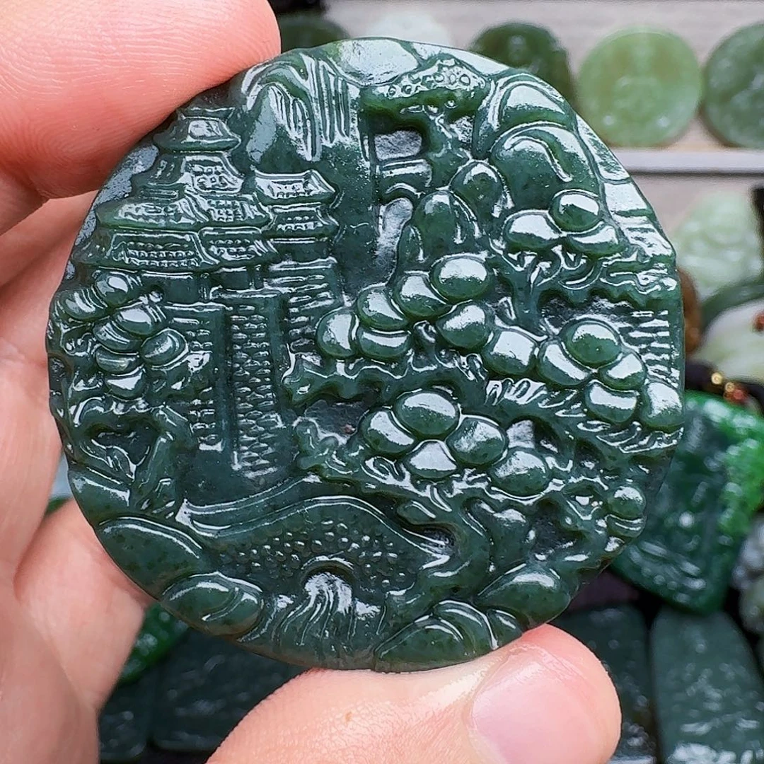 颈饰未镶嵌和田玉