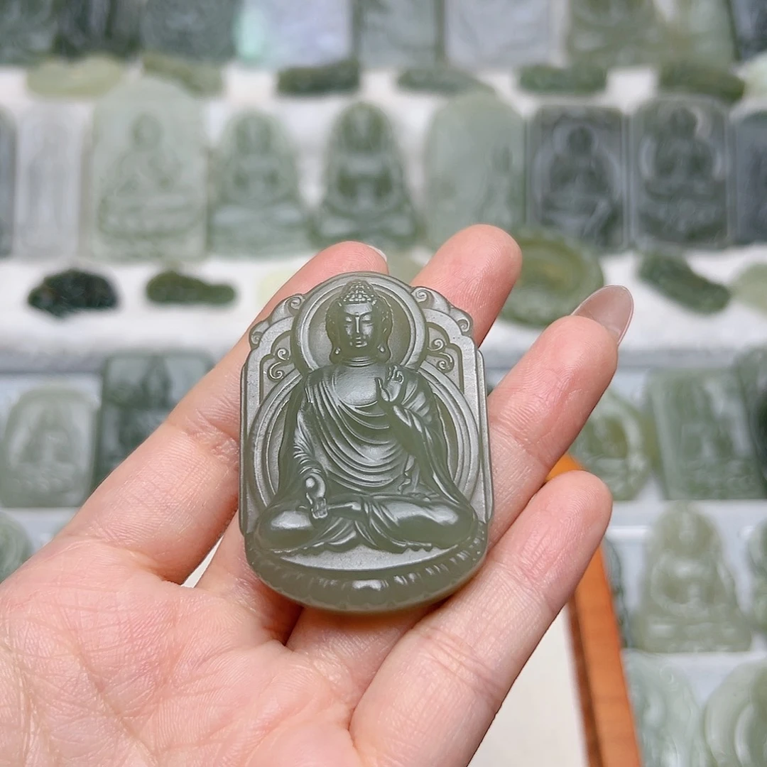 和田玉未镶嵌颈饰柠**乖