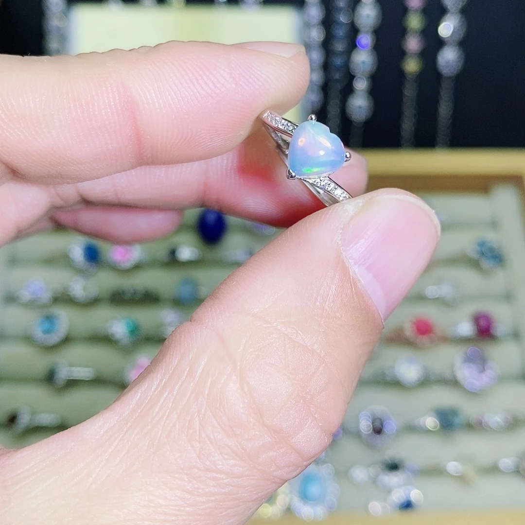 银S925镶嵌欧泊戒指