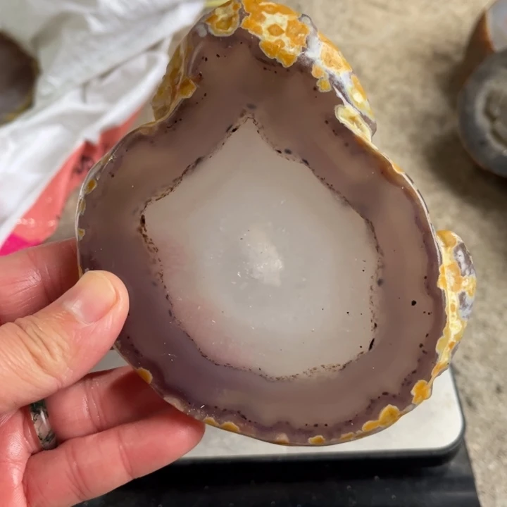 玛瑙/玉髓未镶嵌珠宝奇石