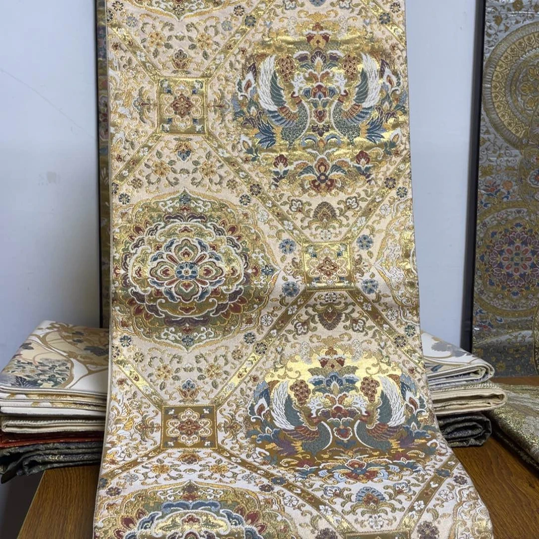 刺绣织锦技艺高超