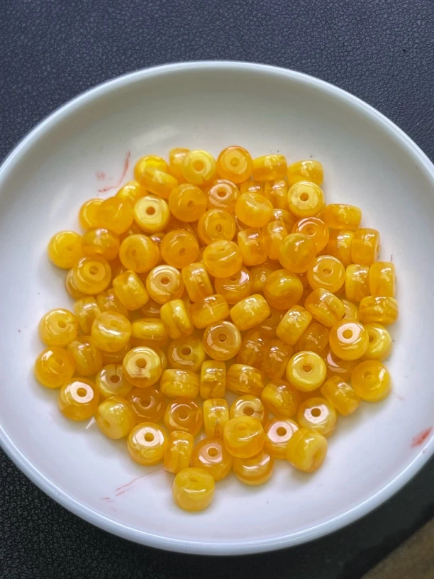 天然珠宝玉石 蜜蜡隔珠隔片A547  4*7  40颗（赠弹力绳）