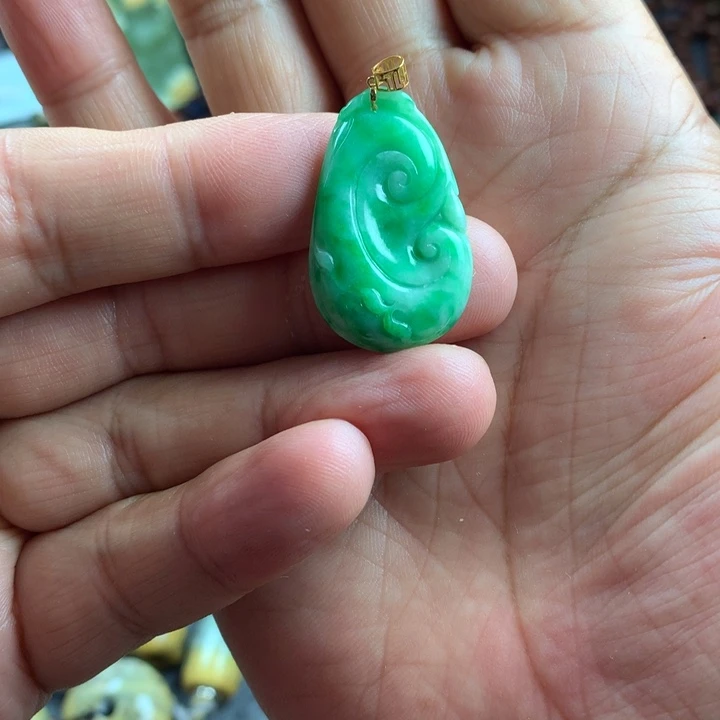 翡翠未镶嵌吊坠(不含链)w*h