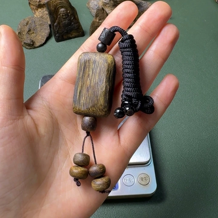 沉香手把件海南白棋树心油老料6克