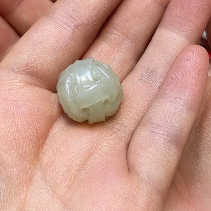 未镶嵌戒指和田玉