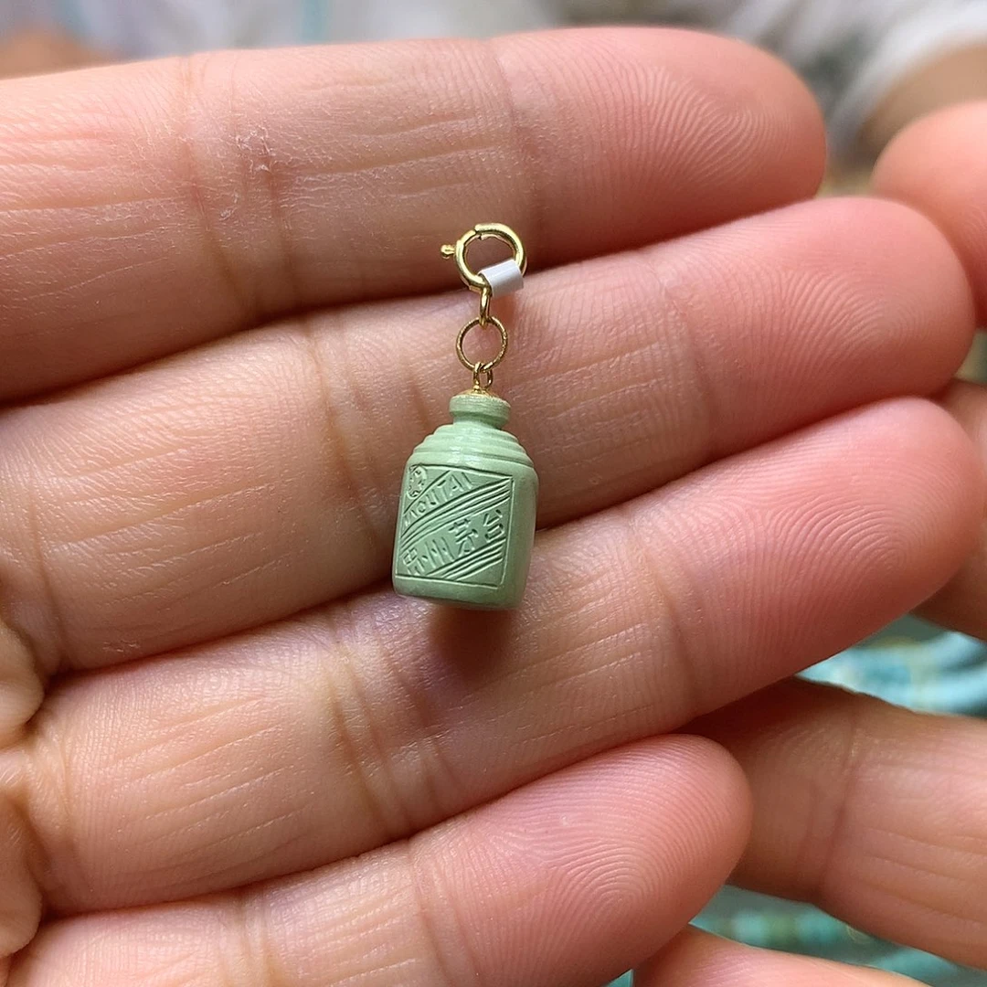 绿松石18K金镶嵌挂件