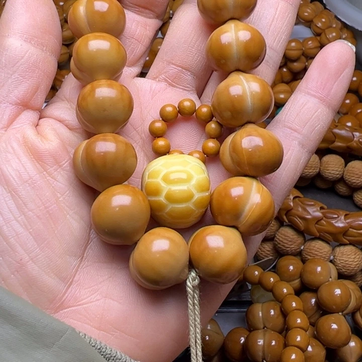 吊坠橄榄核聚宝盆