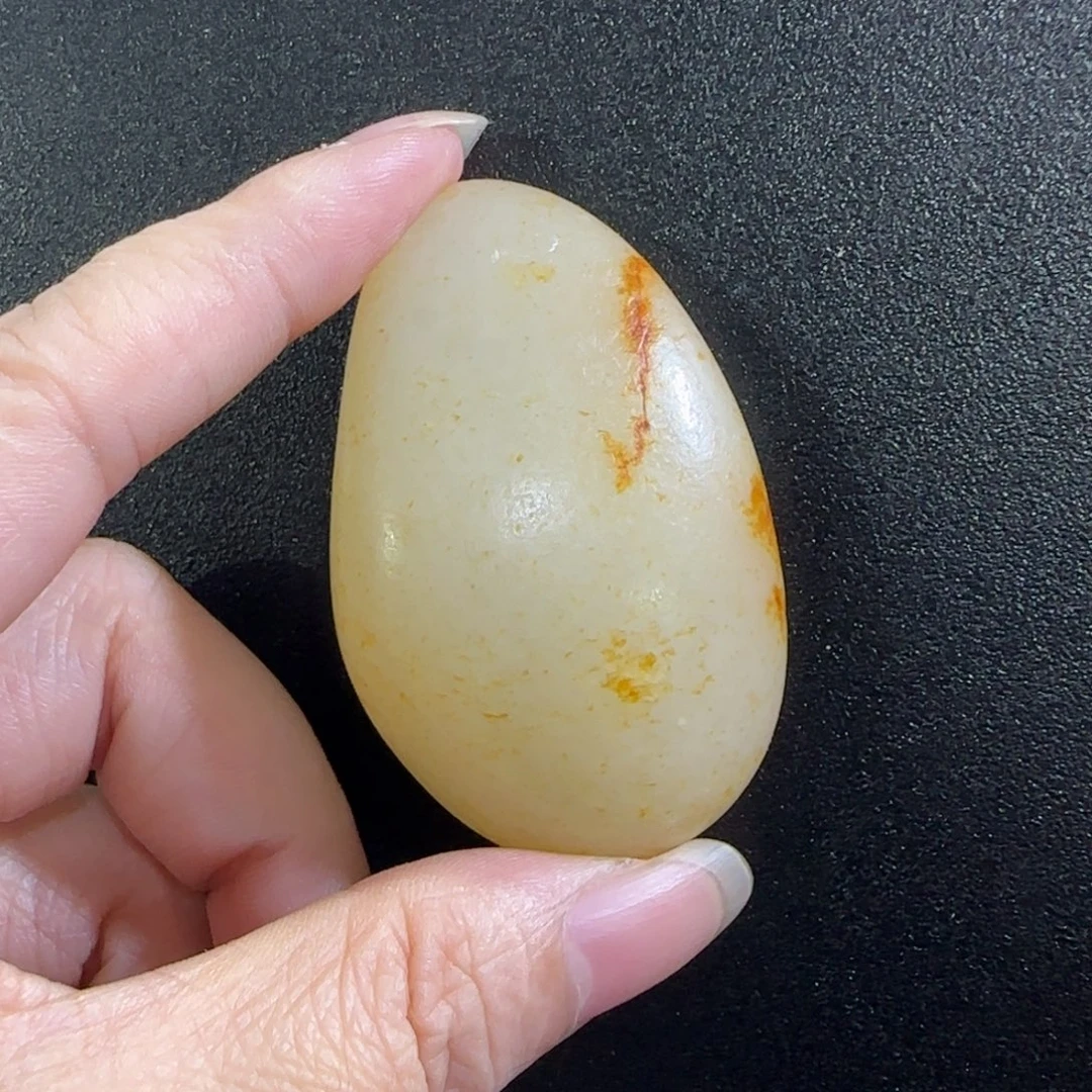 未镶嵌和田玉耳饰
