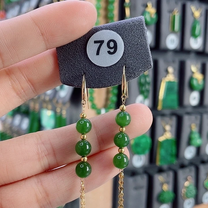 18K金镶嵌和田玉耳饰