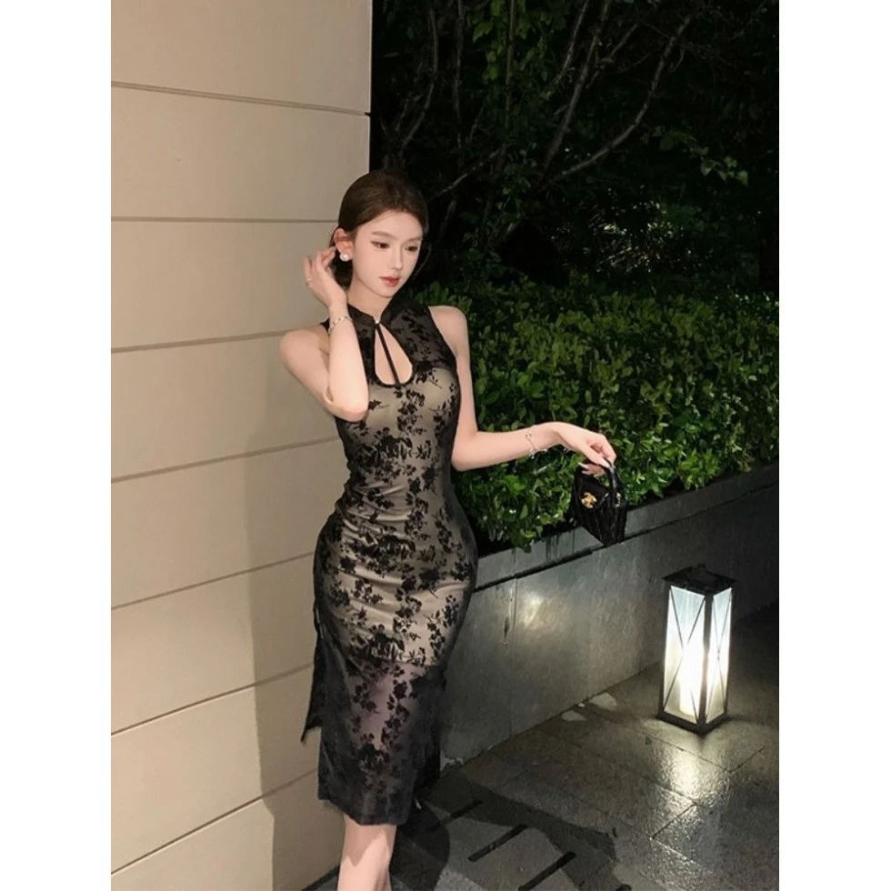 画报夫人新中式黑色刺绣改良旗袍连衣裙女装夏季国风镂空气质开叉