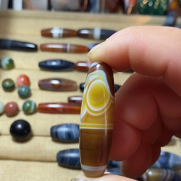 玛瑙/玉髓合金颈饰