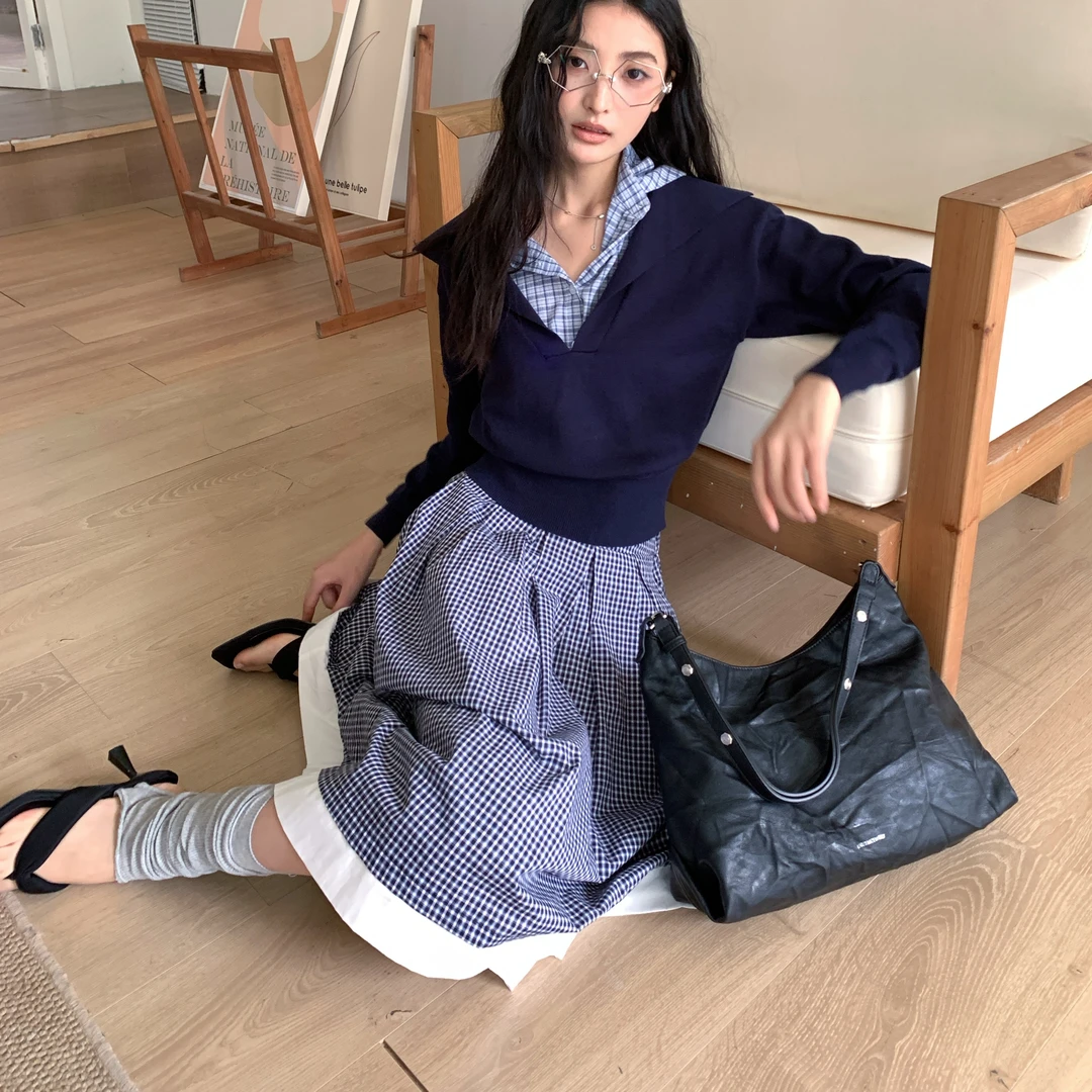 格纹拼接白色边撞色miu系长裙半裙