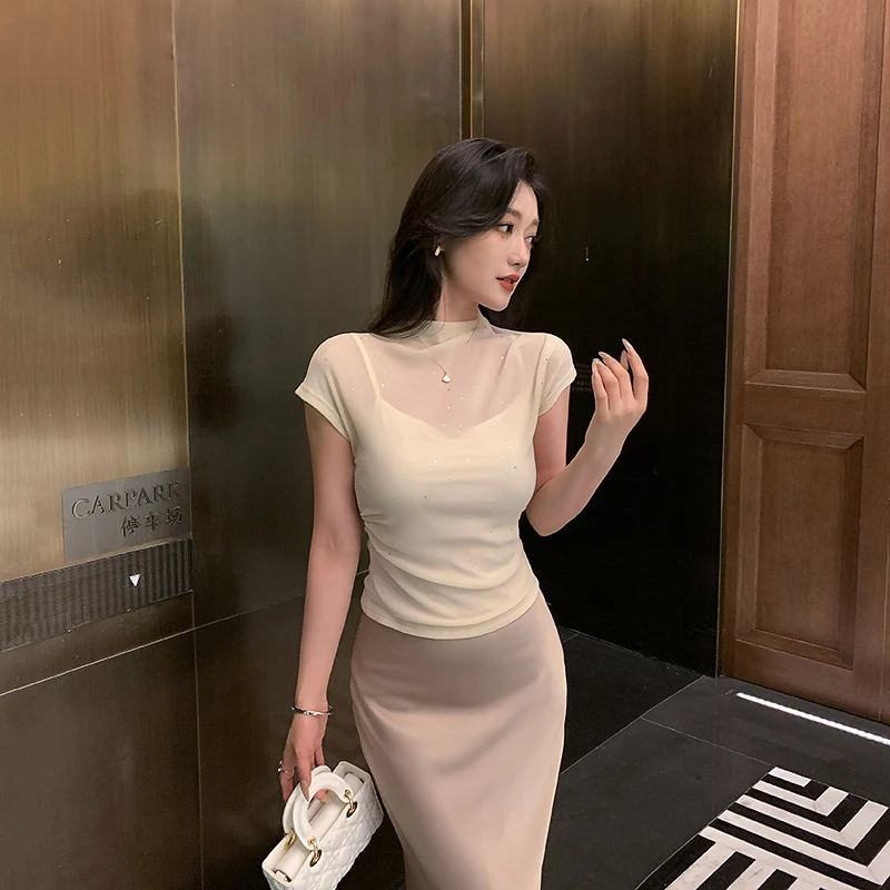 林关关【织梦星辰】假两件设计亮片捏褶网纱上衣春夏季温柔气质T恤