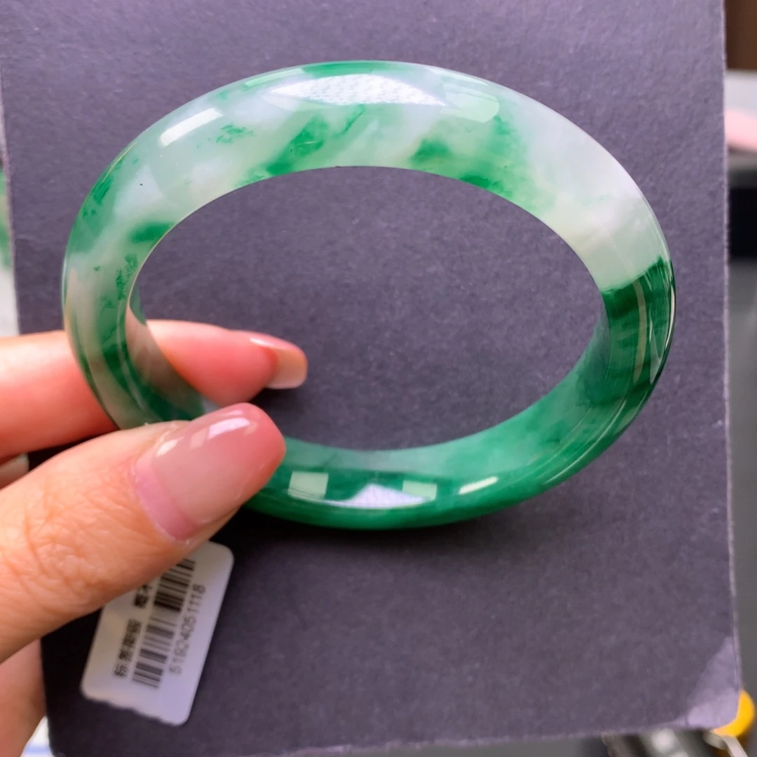 石英质玉（非洲翠）未镶嵌手镯