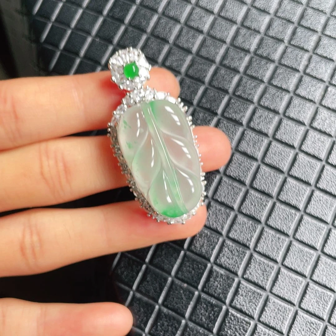 石英质玉挂件未镶嵌