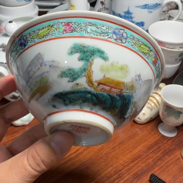 景德镇手绘12.5厘米碗微瑕