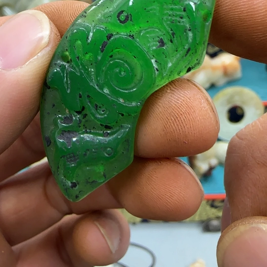 未镶嵌和田玉（糖玉）珠宝奇石