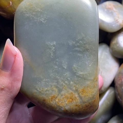 未镶嵌和田玉（糖玉）挂件青*房