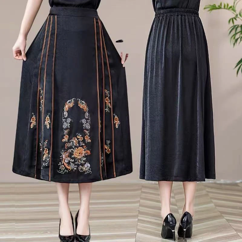 2025新款中式冠乐绉提花重工刺绣改良国潮马面裙